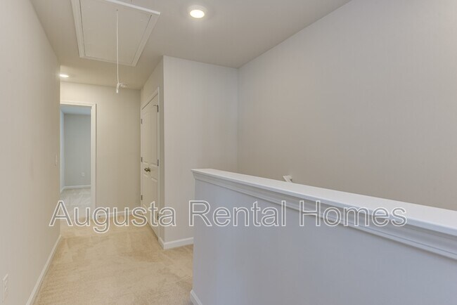 Building Photo - 818 Quaint Parish Cir