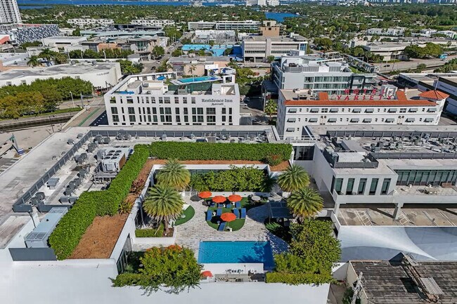 Building Photo - 1220 17th St