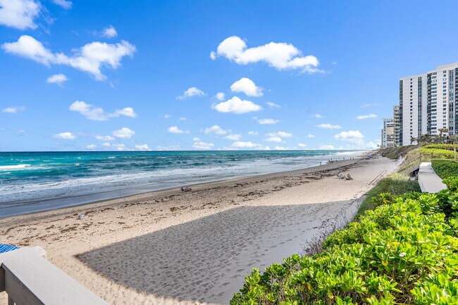 Building Photo - 5420 N Ocean Dr