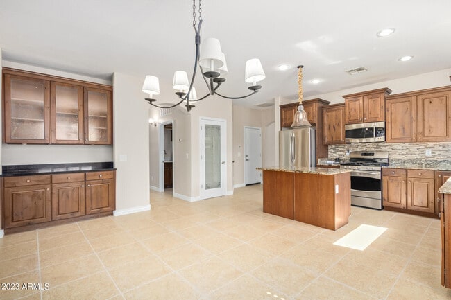 Building Photo - 4010 E Expedition Way