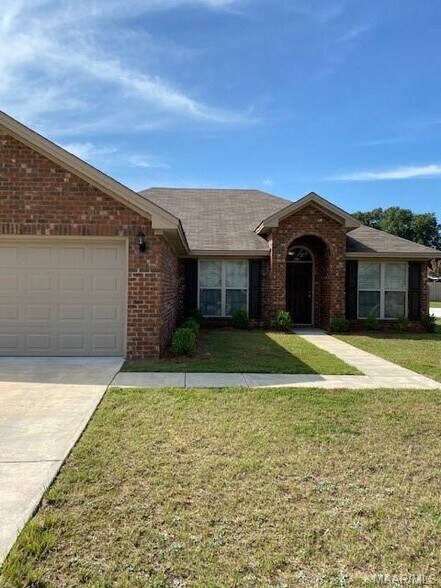 Building Photo - 608 George Dr