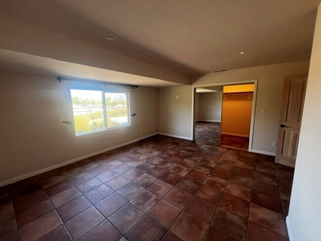 Building Photo - 1701 Calzada Ave