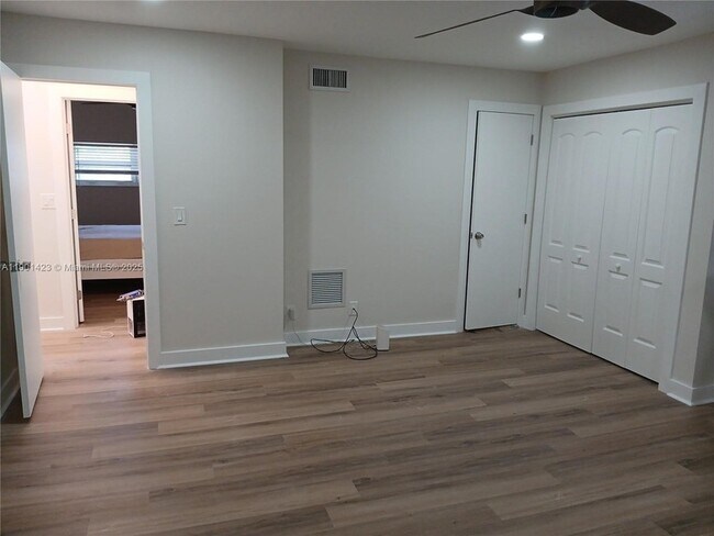 Building Photo - 1945 NW 4th Ave