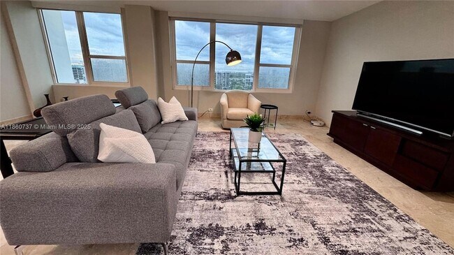 Building Photo - 3505 S Ocean Dr