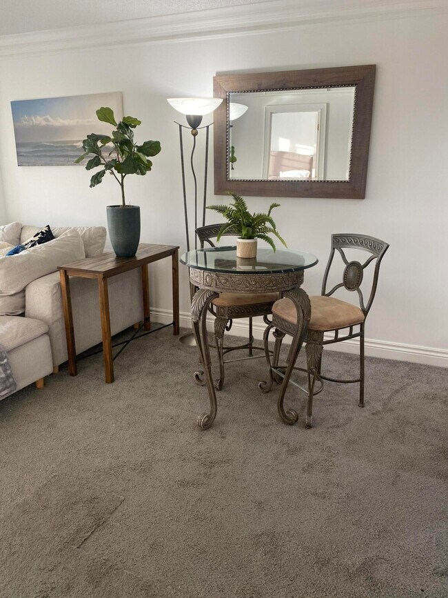 Building Photo - 22 Royal Palm Way