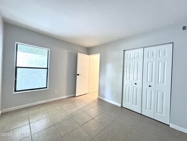 Building Photo - 2964 Songbird Dr