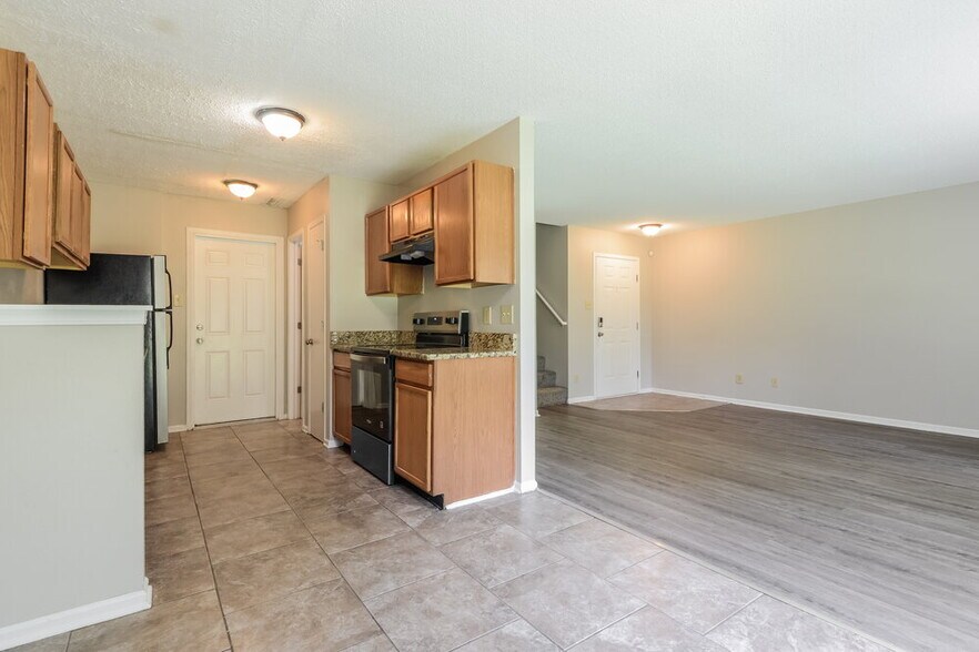 Building Photo - 2906 Redland Ln