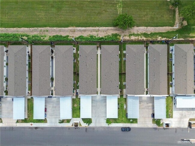 Building Photo - 3301 S Colt Ln