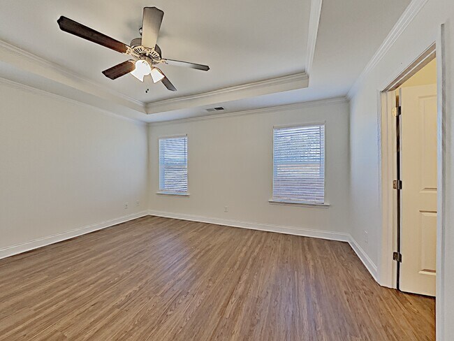 Building Photo - 410 Levon Ct