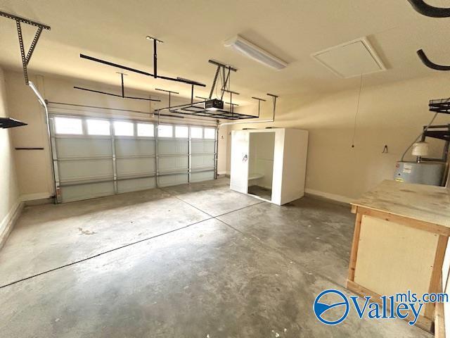 Building Photo - 7204 Lathan Dr SE
