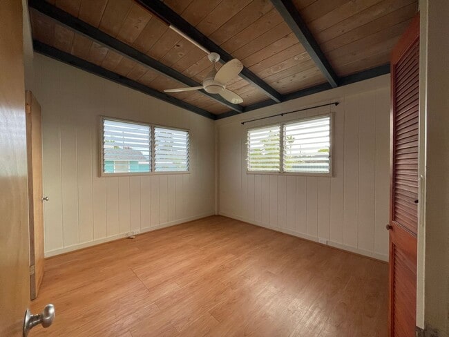 Building Photo - SINGLE FAMILY HOME IN KAILUA