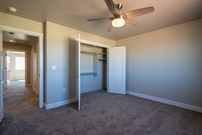 Building Photo - Amazing views! Like New 3 bedroom, 2.5 bath townhome, 2 car garage