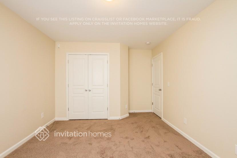 Building Photo - 3325 Glamorgan Ct