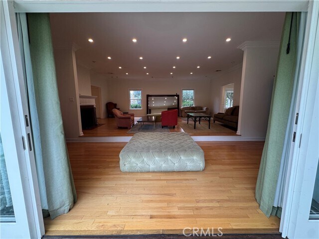 Building Photo - 4455 California Ave