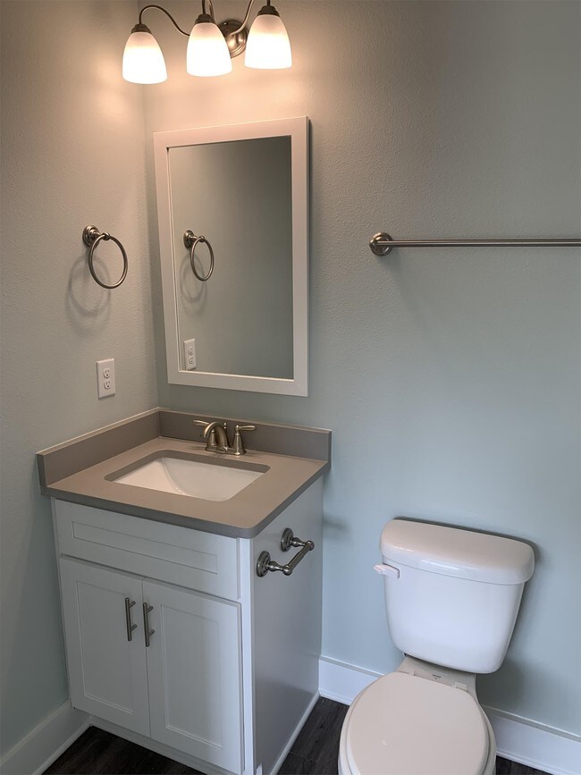 Building Photo - 119 N Sand Palm Rd