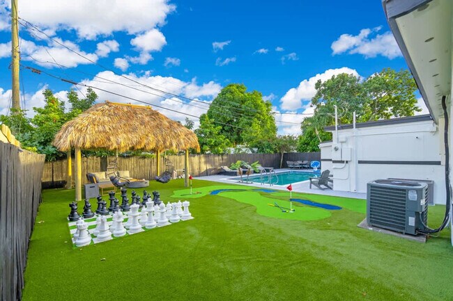 Building Photo - 18715 NW 10th Ct