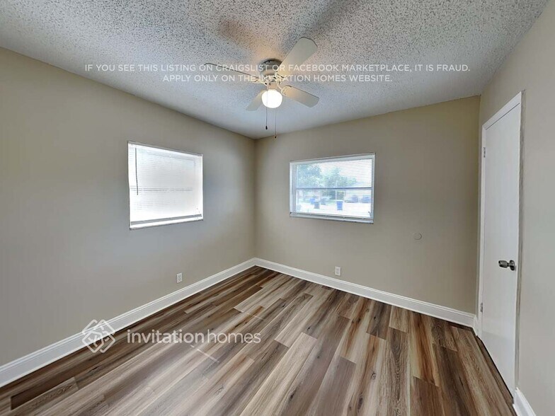 Building Photo - 6602 Pebble Beach