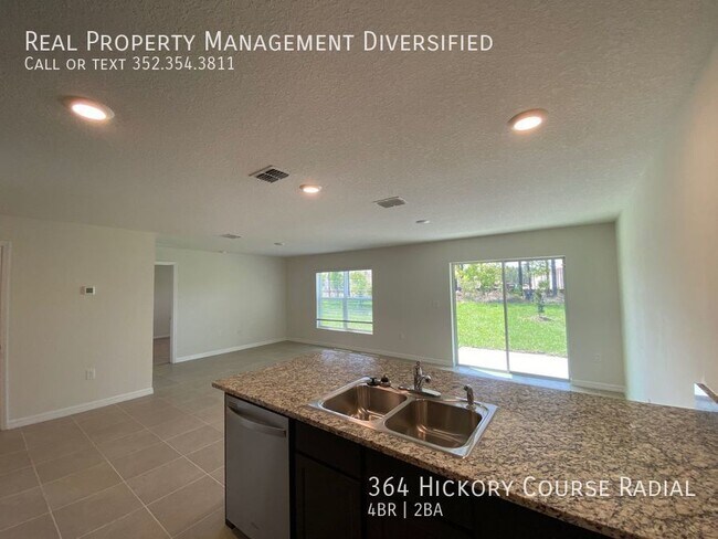Building Photo - 364 Hickory Course Radial