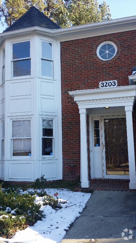Building Photo - 3203 Cypress Park Rd