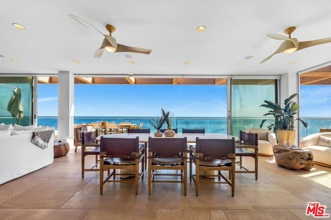 Building Photo - 25102 Malibu Rd