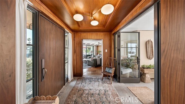 Building Photo - 27 Emerald Bay