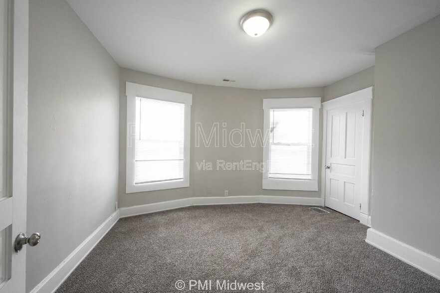 Building Photo - 538 W 29th St