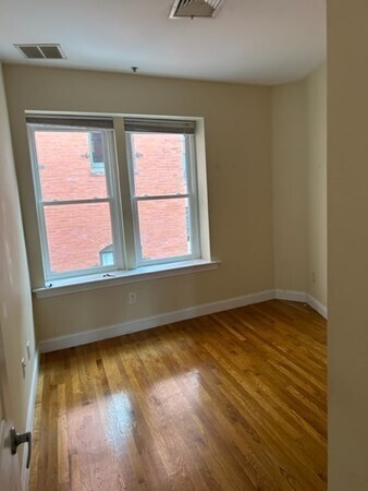 Building Photo - 61 Endicott St