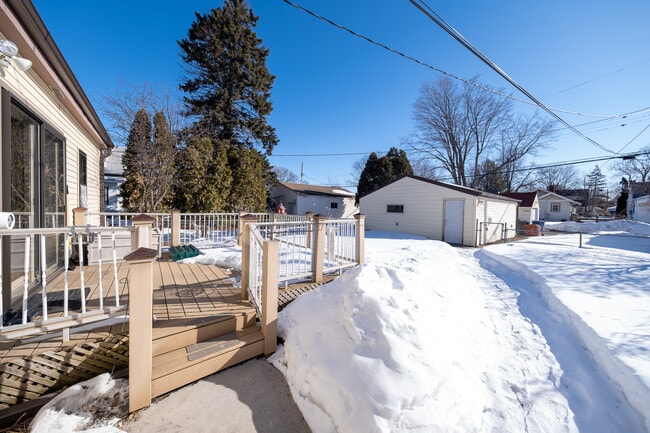 Building Photo - 6045 3rd Ave S