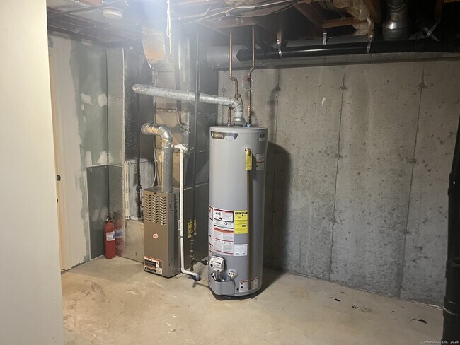 Building Photo - 2 Allspice Ln