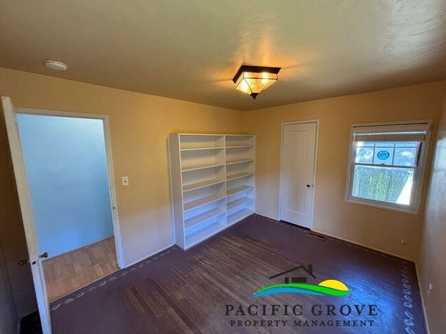 Building Photo - Delightful 3-Bedroom, 2 bath home in Pacific Grove