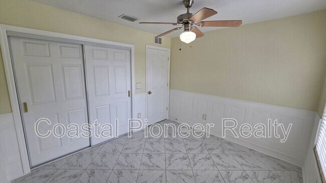 Building Photo - 5005 Dollarway Ct