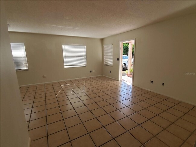 Building Photo - 1630 Redwood St
