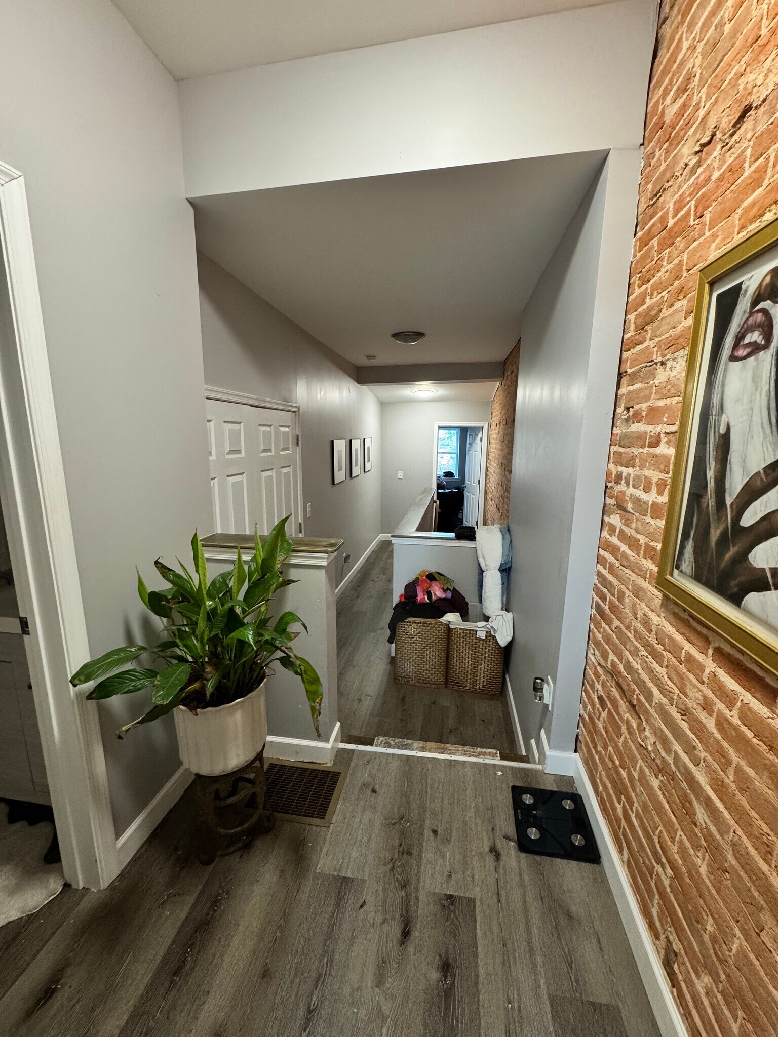 Building Photo - 515 Mosher St