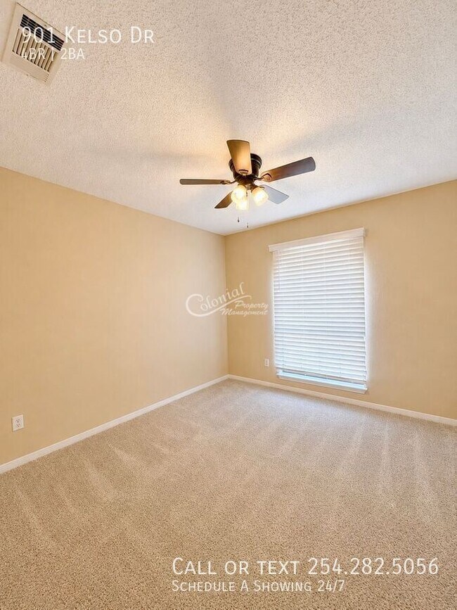 Building Photo - 901 Kelso Dr