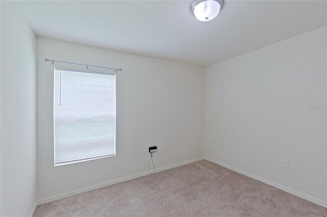 Building Photo - 2920 NE 2nd Ave