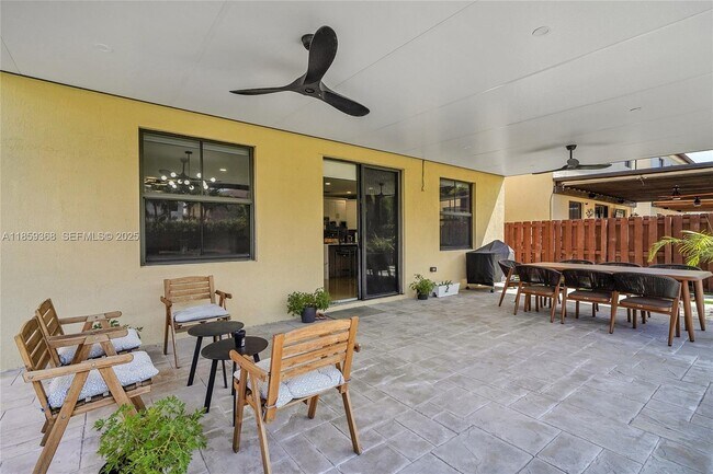 Building Photo - 10072 NW 87th Terrace