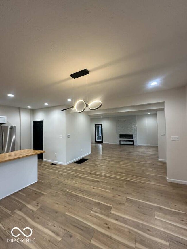 Building Photo - 1135 Fairfield Ave