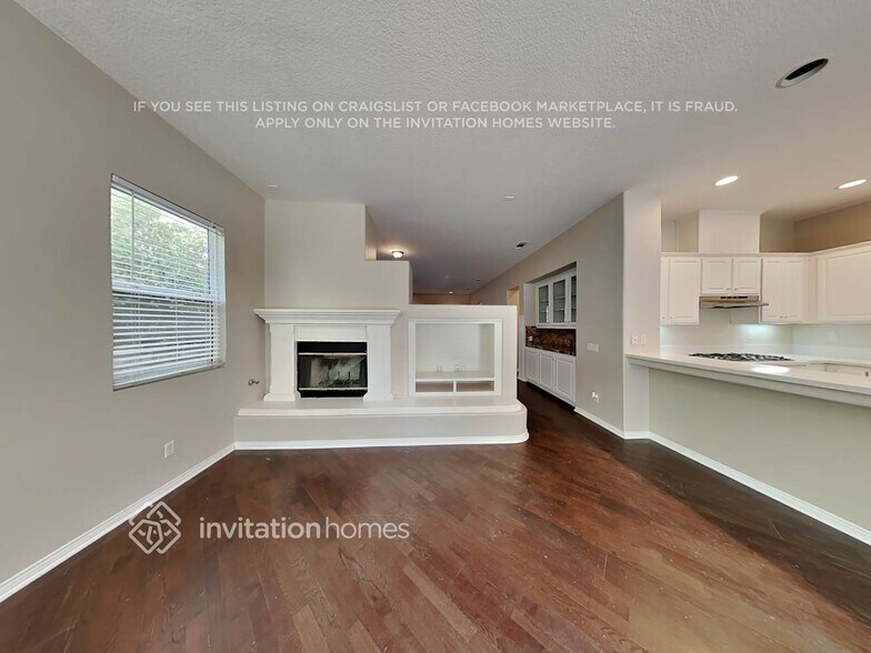 Building Photo - 28315 Hidden Hills Dr