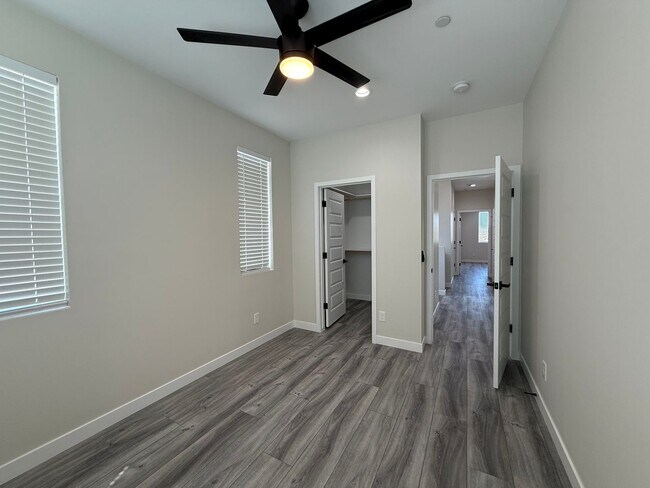 Building Photo - A614