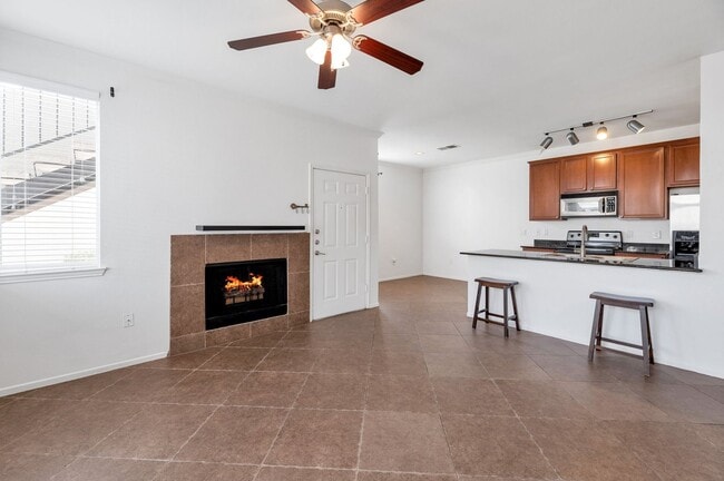 Building Photo - Upgraded first-floor condo in the sought-after Plaza Residences in Scottsdale!