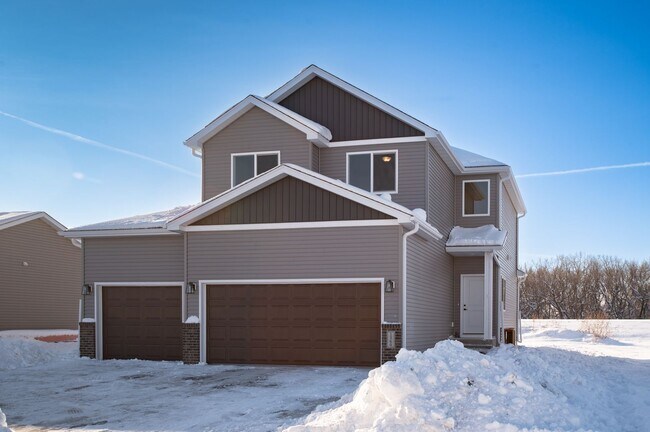 Building Photo - 1360 Goldenwood Dr