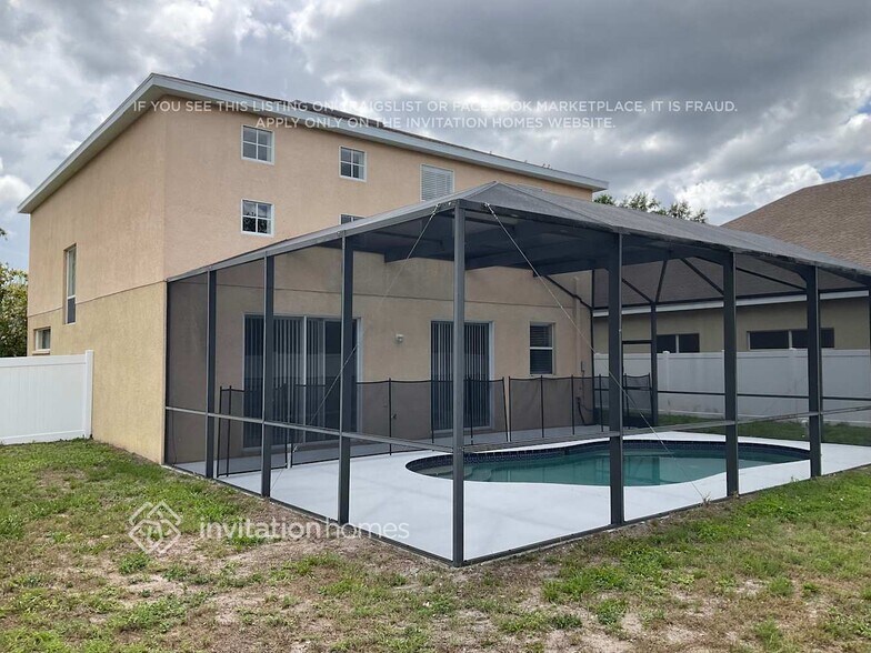 Building Photo - 16345 Dinsdale Dr