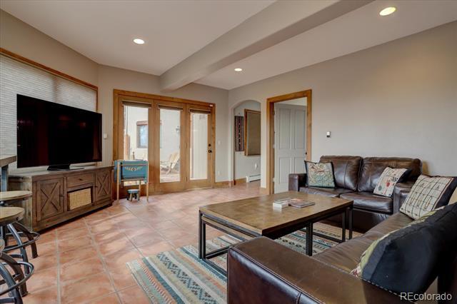 Building Photo - 4760 Lariat Dr