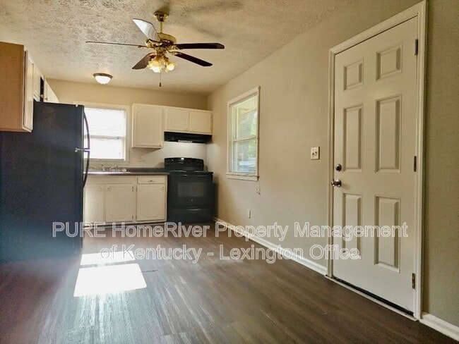 Building Photo - 1278 Winburn Dr