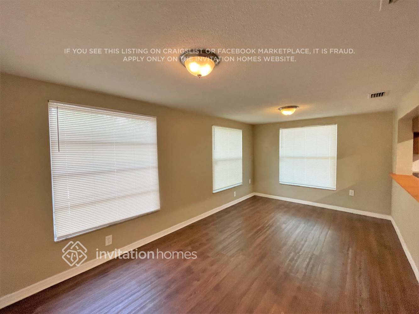 Building Photo - 4850 Samara Dr