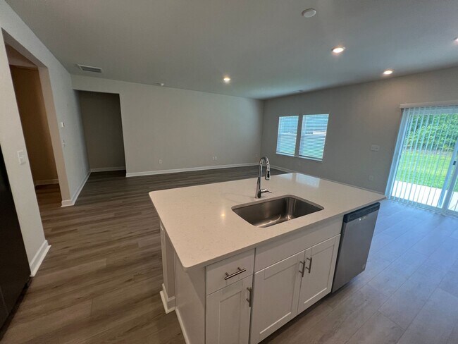 Building Photo - Little River like-new Three-Bedroom Home, ...