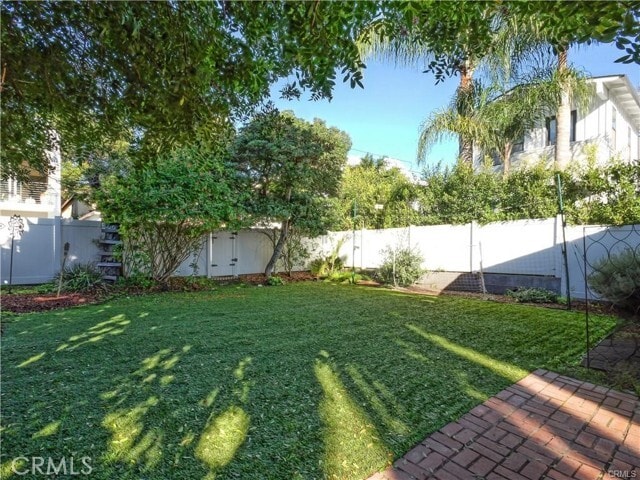 Building Photo - 613 36th St