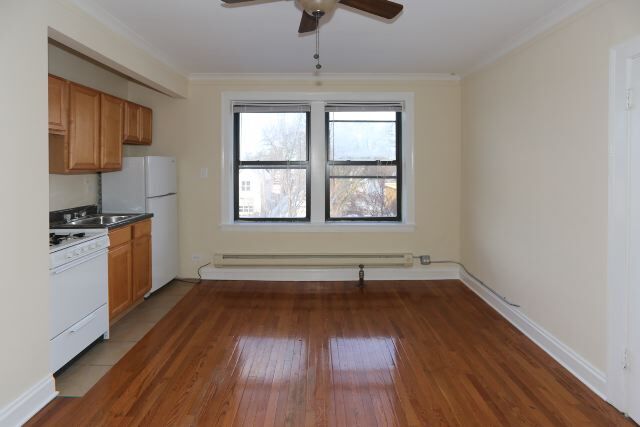 Building Photo - 4551 N Damen Ave