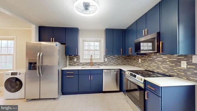 Building Photo - 11813 Cornwell Dr