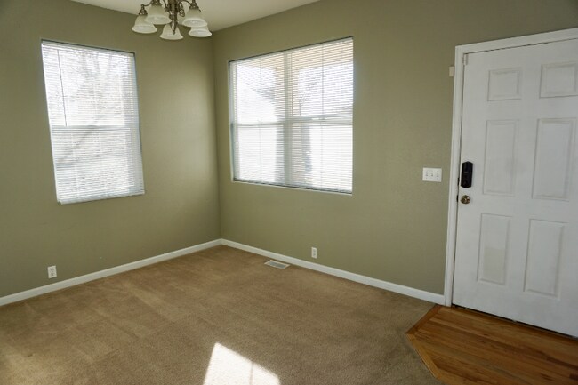 Building Photo - 11882 Trissino Heights